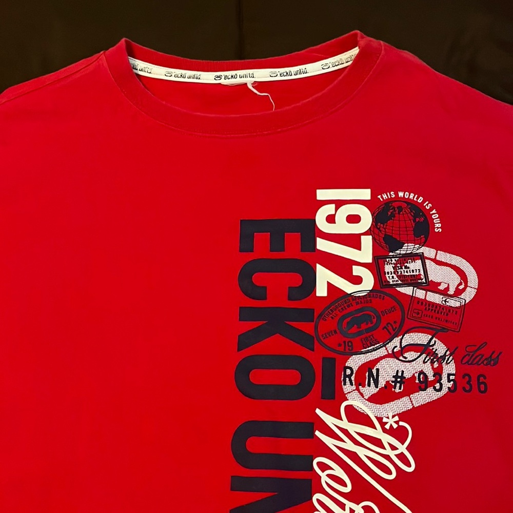 Ecko t-shirt size XL